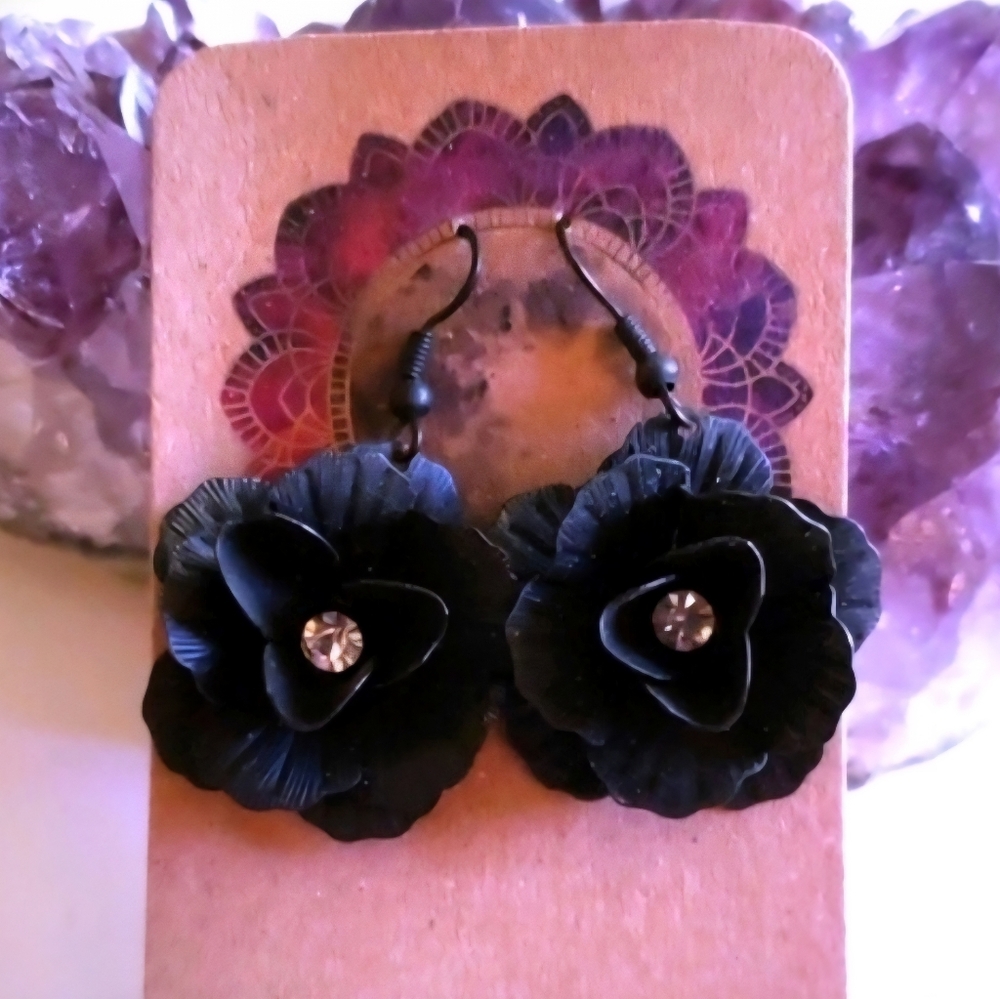 Vintage 90s black flower earrings